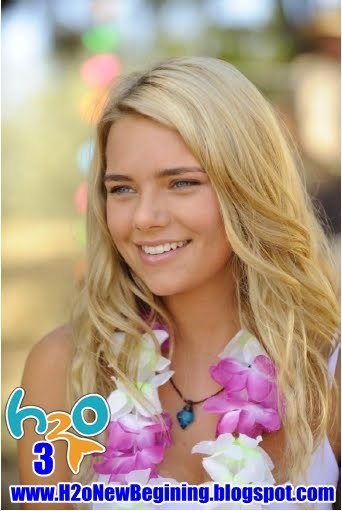 Indiana Evans As Bella - Personajele sezonului 3