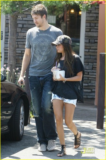 abmed2 - Ashley Tisdale and Scott Speer Coffee Bean Couple