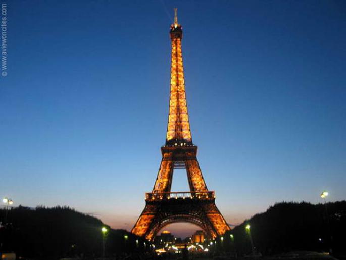 Poze Noaptea Turnul Eiffel Paris Franta - turnul Eiffel