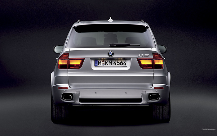 BMW_X5_M_Sports_Package_04_1680x1050 - DESKTOP BMW