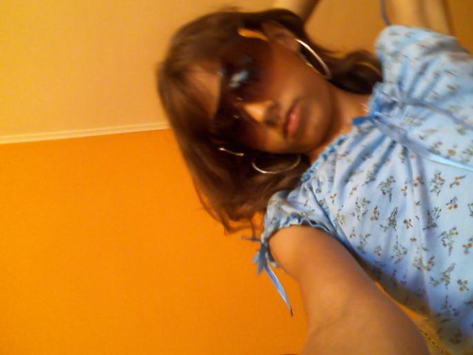 082608155542-00 - poze cu prietenele mele