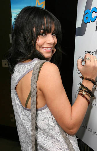 Vanessa Hudgens - Vanessa Hudgens