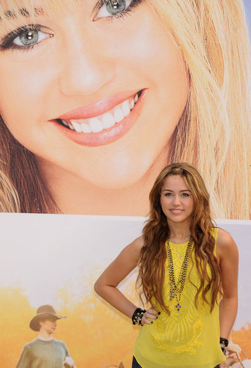Hannah+Montana+Movie+Madrid+Photocall+2TUz6iaPw8pl
