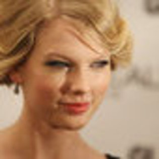 taylor-swift-142720l-thumbnail_gallery