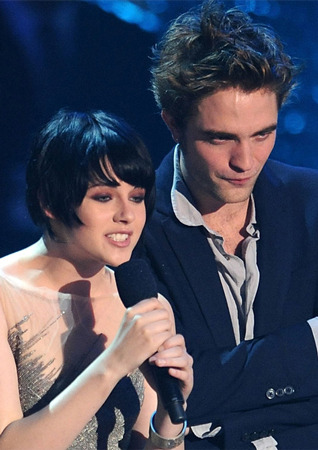 robstenvmas - KrIstEn Stewart si RoBeRt Pattinson