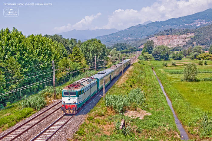 3634600833_2563b23da8_b - TRENURI ITALIA