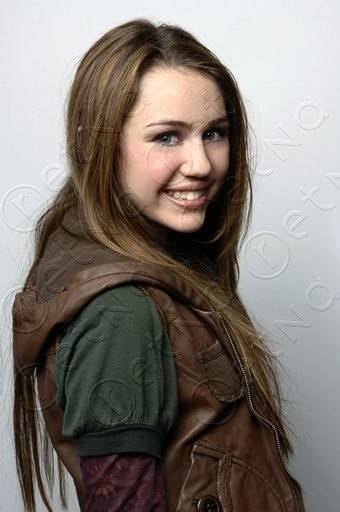 TFRVNNUHHJUYDZAQWHQ - 1Toate pozele mele1