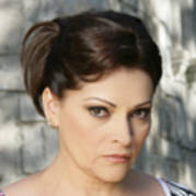 IsabelaElenco_120x120_1_
