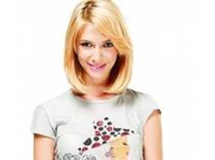 QKMZMZKSCZVPPWXYMZY - adela popescu