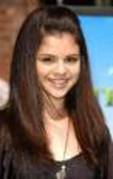 PYUZCUJQZKCHJNYHNGH - poze cu Selena Gomez