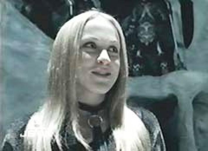 LEELEE123g - Holly Shanahan