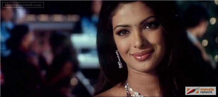 Simar se uita la Nichkil