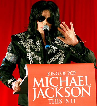 400_mjackson_090305_cdesouza_85260408 - Michael Jackson