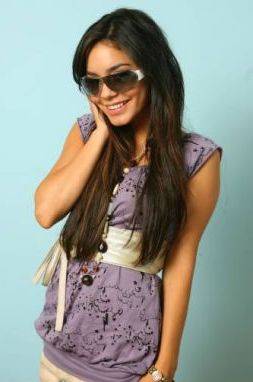 1181998355%5B1%5D - vanessa hudgens