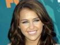 MILEY CYRUS - VEDETE DISNEY CHANNEL