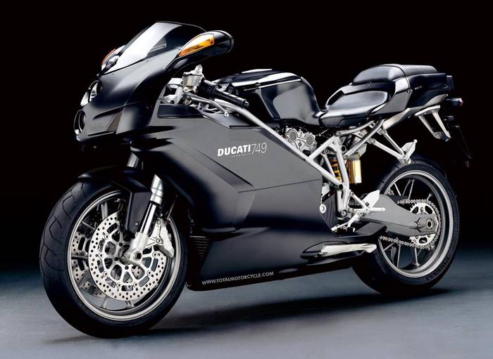 2005-Ducati-Superbike-749Dark - motoare