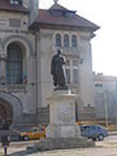 90px-Statuia_lui_Ovidiu_-_Constanta - CONSTANTA