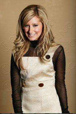 normal_hqs022 - Ashley Tisdale