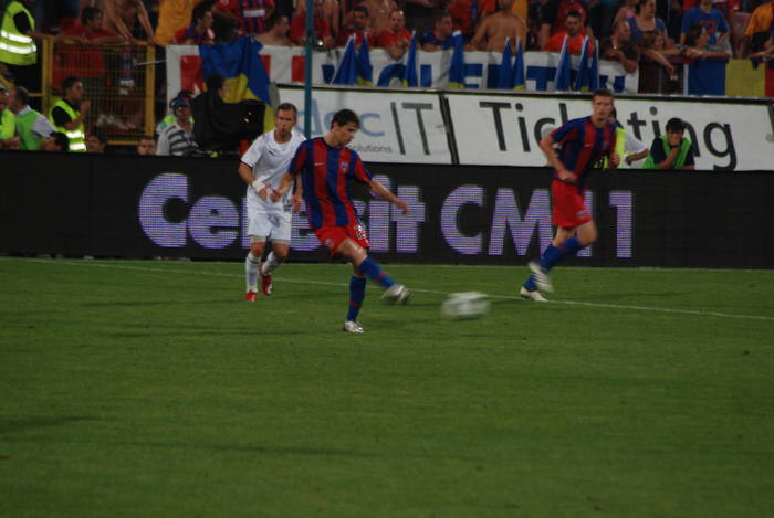 STEAUA-ujpest 141 - STEAUA