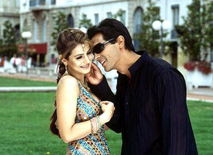 Amisha Patel si Arjun Rampal