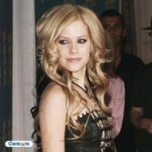 CEHAFSLARULKDKDGLQU - avril lavigne