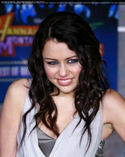 mmnormal_miley-ray-cyrus-001 - Hannah Montanna
