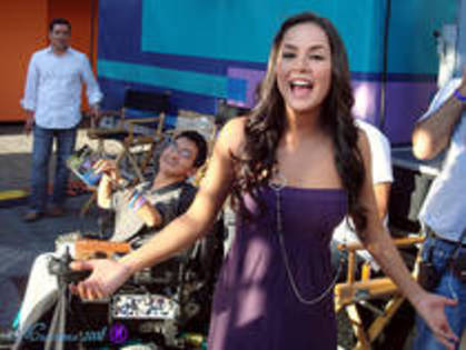 OOKYXBVHLERXKXEWOGC - Fara sani nu exista paradis