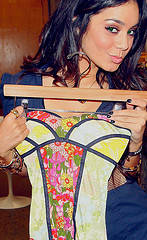2181293341_5769bcee1e_m - vanessa anne hudgens