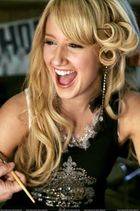 ashley_tisdale_1189450050