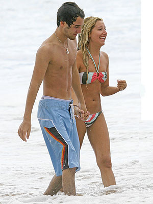 o - Ashley Tisdale