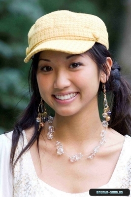 eweeee - Brenda Song