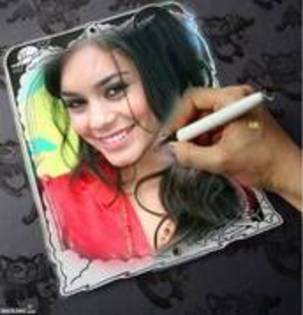 LWNHJPPJXXZNSMTMFNC - Vanessa Hudgens