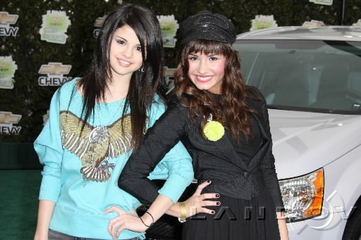 demilovato_net-chevyrocksthefuture-feb19-0030 - 0-Demi Lovato-0