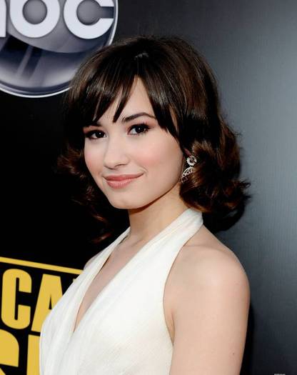 demilovato_net-amaarrivals5-0011 - demi lovato