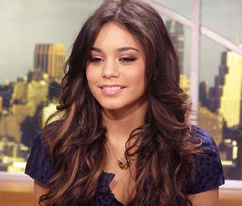 baby_v_vanessa_hudgens