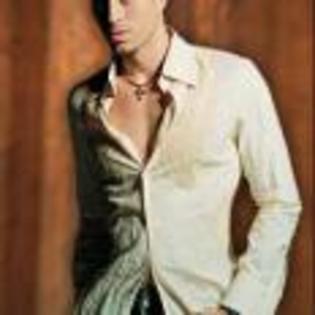 Enrique_Iglesias_1261761194_2