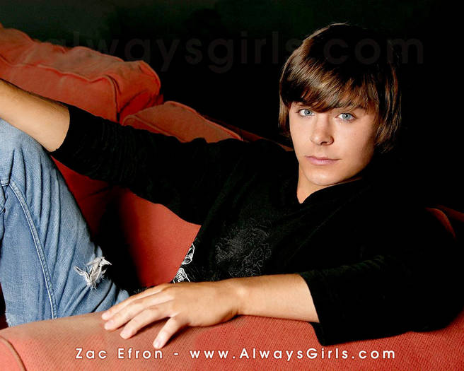 6ee25c - poze zac efron