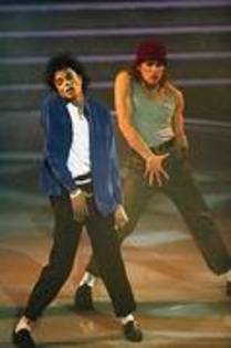 ITUJSJQFVKJGVETJYMW - michael jackson