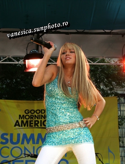 37 - Hannah Montana