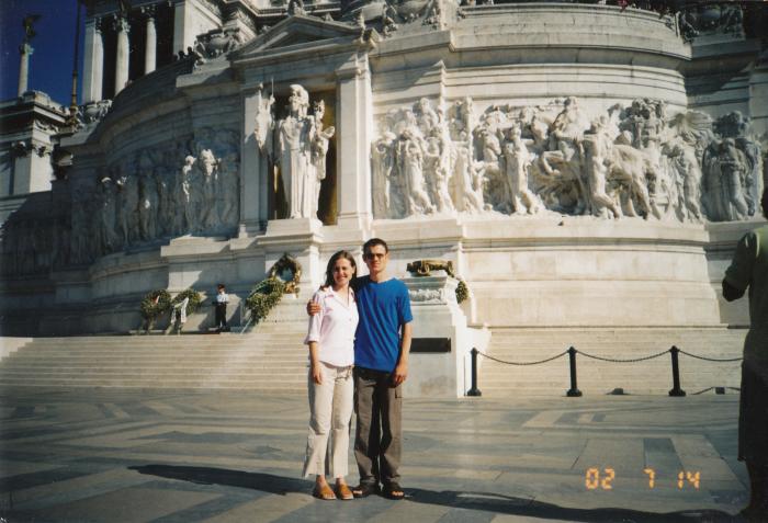 Piata Venetia(Roma-Italia) - In Italia eu si sotia-2002