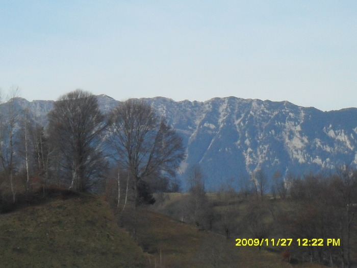 SDC10653; piatra craiului de la poarta bran

