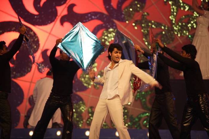LHVLSYLFASPFAYPGSVH - Sharad Malhotra