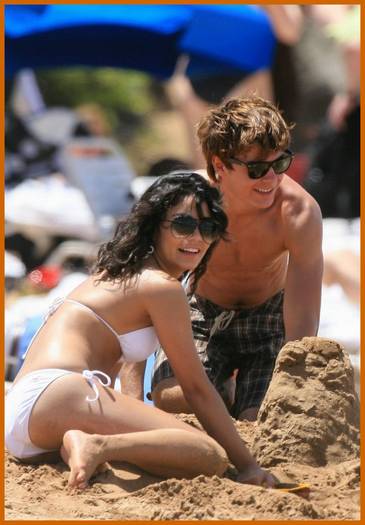 vanessa_hudgens1278_49b67d594beaf - zac si vanessa