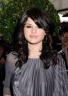 uteu - Selena Gomez