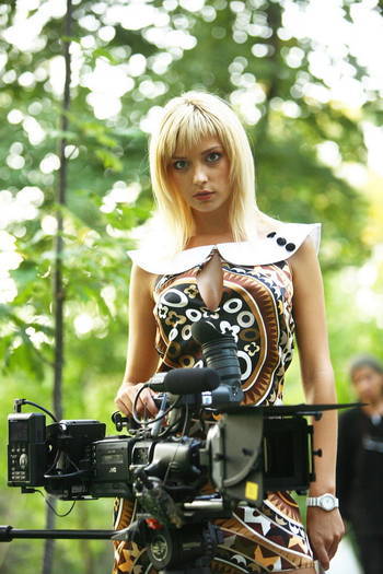 jfdjfddf - diana dumitrescu in realitate