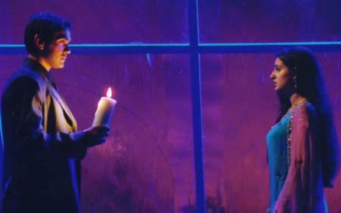 Raj si Durga - Lumina Ochilor mei-HUMKO TUMSE PYAAR HAI-2006