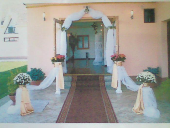intrarea sala nunti - Decoratiuni - NUNTII