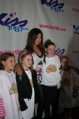 normal_021 - 2009 Kiss 108 Concert - Backstage and Interviews