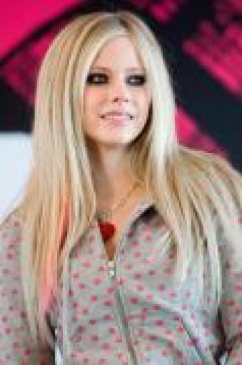 ZXRBXKZKLLWZXXSQPNG - alte poze cu avril lavigne