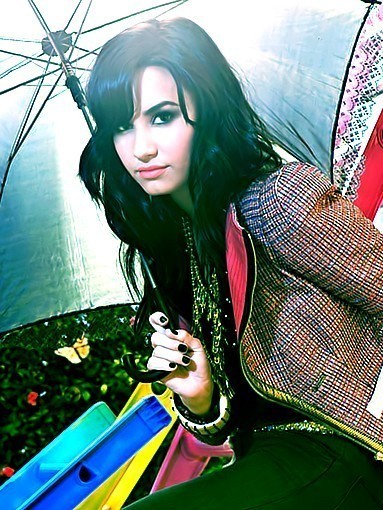 NGYCQDYLMORBGEZCDSD - Demi Lovato